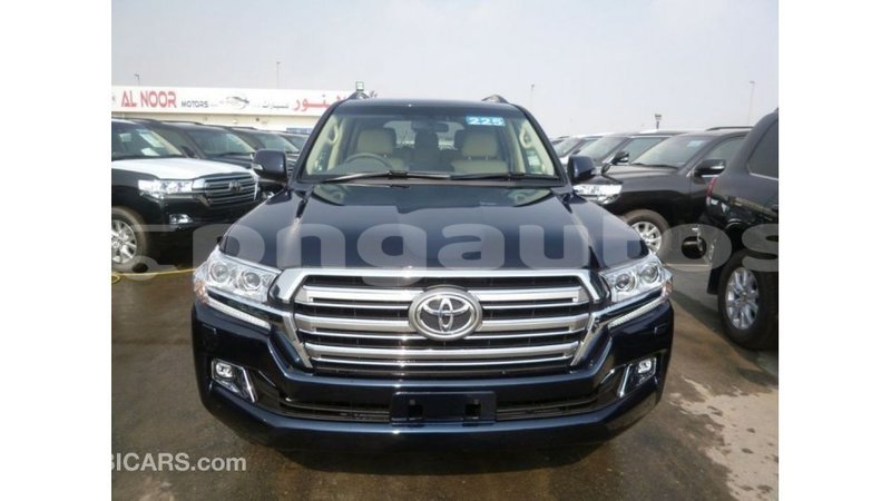 Big with watermark toyota land cruiser enga import dubai 5291