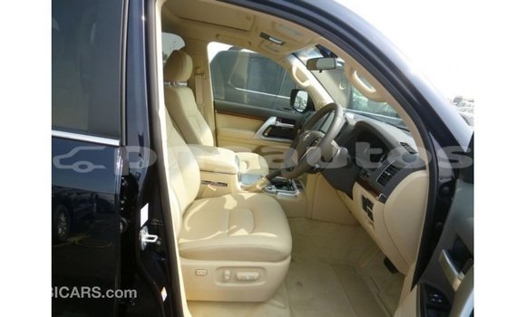 Buy Import Toyota Land Cruiser Blue Car in Import - Dubai in Enga Buy Import Toyota Land Cruiser Blue Car in Import - Dubai in Enga