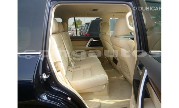 Buy Import Toyota Land Cruiser Blue Car in Import - Dubai in Enga Buy Import Toyota Land Cruiser Blue Car in Import - Dubai in Enga