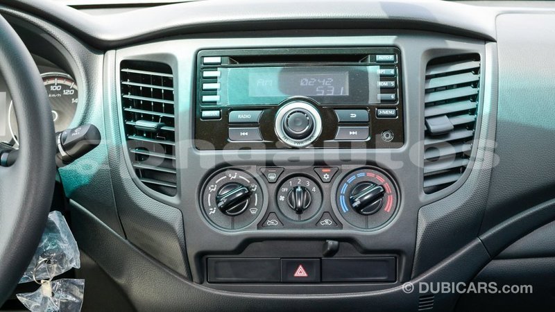 Big with watermark mitsubishi l200 enga import dubai 5297