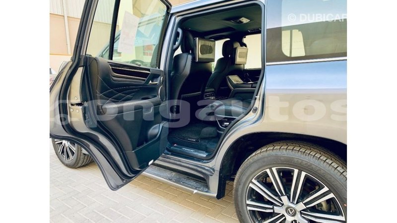 Big with watermark lexus lx enga import dubai 5298