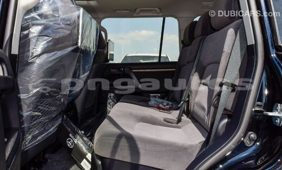 Buy Import Toyota Land Cruiser Black Car in Import - Dubai in Enga Buy Import Toyota Land Cruiser Black Car in Import - Dubai in Enga