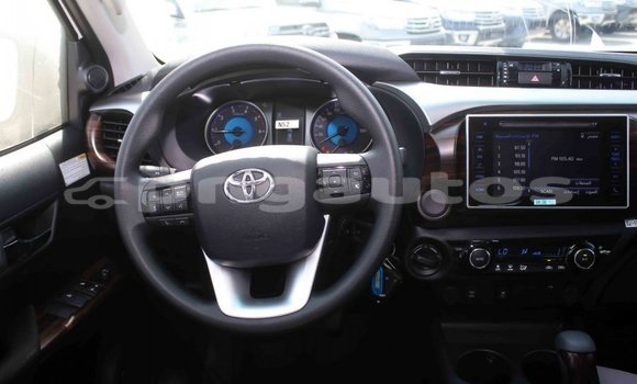 Buy Import Toyota Hilux White Car in Import - Dubai in Enga Buy Import Toyota Hilux White Car in Import - Dubai in Enga