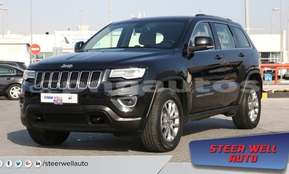 Acheter Import Voiture Jeep Grand Cherokee Noir à Import - Dubai, Enga