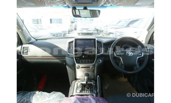Buy Import Toyota Land Cruiser Black Car in Import - Dubai in Enga Buy Import Toyota Land Cruiser Black Car in Import - Dubai in Enga