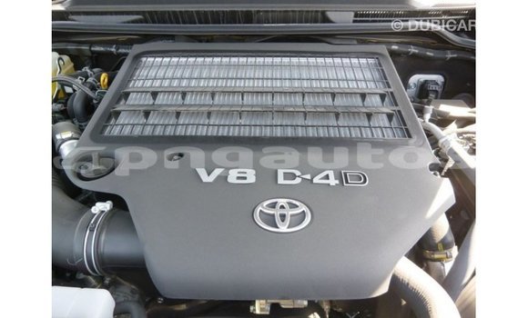 Buy Import Toyota Land Cruiser Black Car in Import - Dubai in Enga Buy Import Toyota Land Cruiser Black Car in Import - Dubai in Enga