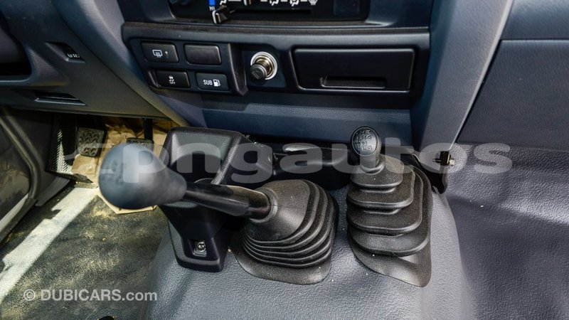 Big with watermark toyota land cruiser enga import dubai 5306