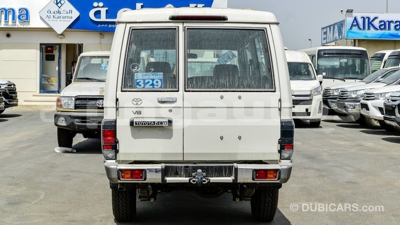 Big with watermark toyota land cruiser enga import dubai 5306