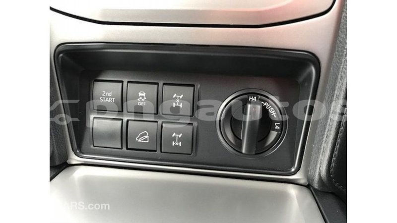 Big with watermark toyota prado enga import dubai 5313