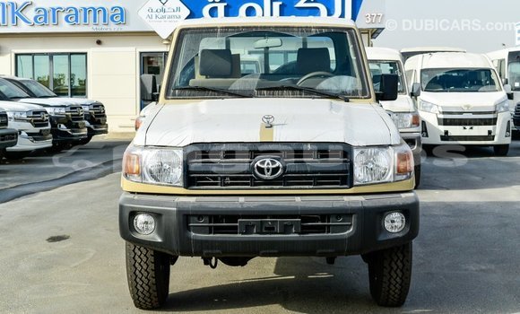 Buy Import Toyota Land Cruiser Beige Car in Import - Dubai in Enga Buy Import Toyota Land Cruiser Beige Car in Import - Dubai in Enga