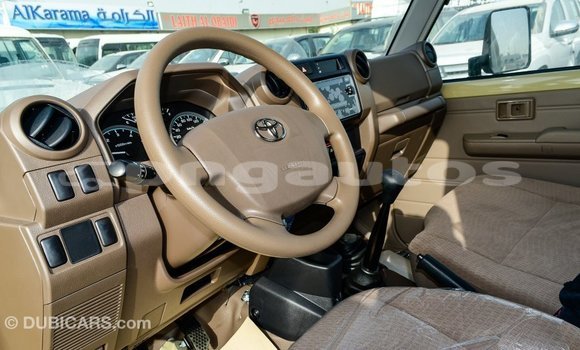 Buy Import Toyota Land Cruiser Beige Car in Import - Dubai in Enga Buy Import Toyota Land Cruiser Beige Car in Import - Dubai in Enga