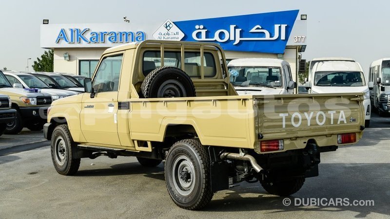 Big with watermark toyota land cruiser enga import dubai 5314