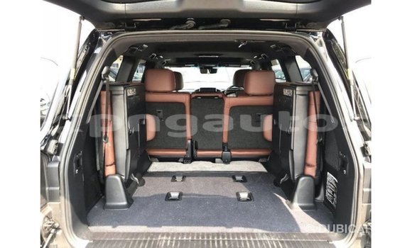 Buy Import Toyota Land Cruiser Black Car in Import - Dubai in Enga Buy Import Toyota Land Cruiser Black Car in Import - Dubai in Enga