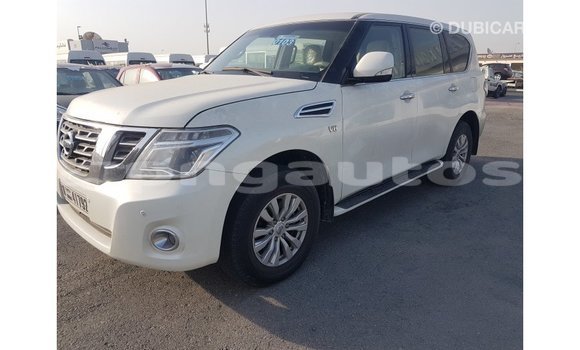 Buy Import Nissan Patrol White Car in Import - Dubai in Enga Buy Import Nissan Patrol White Car in Import - Dubai in Enga