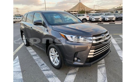 Buy Import Toyota Highlander Other Car in Import - Dubai in Enga Buy Import Toyota Highlander Other Car in Import - Dubai in Enga