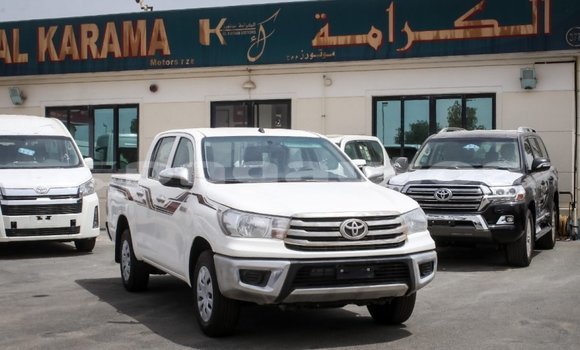 Buy Import Toyota Hilux White Car in Import - Dubai in Enga Buy Import Toyota Hilux White Car in Import - Dubai in Enga