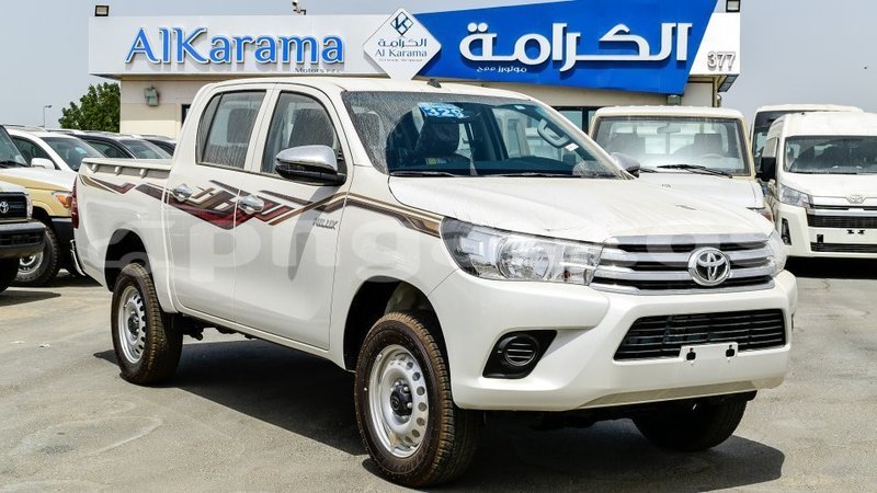 Big with watermark toyota hilux enga import dubai 5332