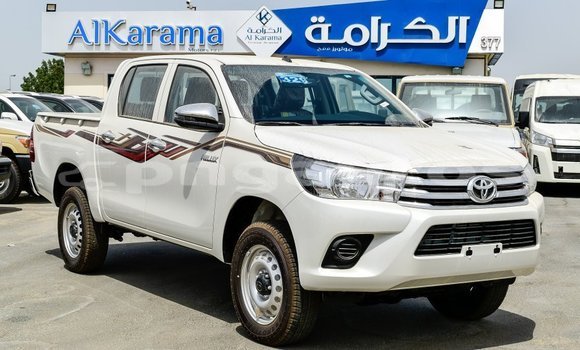 Buy Import Toyota Hilux White Car in Import - Dubai in Enga Buy Import Toyota Hilux White Car in Import - Dubai in Enga