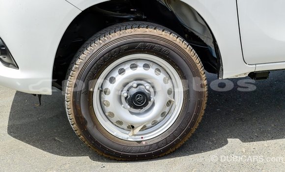 Buy Import Toyota Hilux White Car in Import - Dubai in Enga Buy Import Toyota Hilux White Car in Import - Dubai in Enga