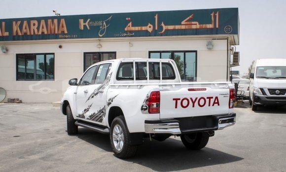 Buy Import Toyota Hilux White Car in Import - Dubai in Enga Buy Import Toyota Hilux White Car in Import - Dubai in Enga