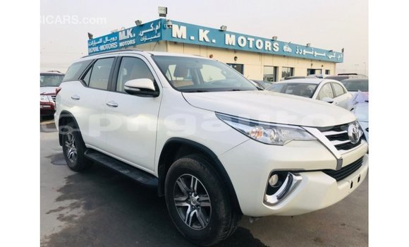 Buy Import Toyota Fortuner White Car in Import - Dubai in Enga Buy Import Toyota Fortuner White Car in Import - Dubai in Enga