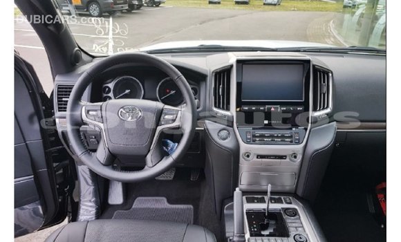 Buy Import Toyota Land Cruiser Black Car in Import - Dubai in Enga Buy Import Toyota Land Cruiser Black Car in Import - Dubai in Enga