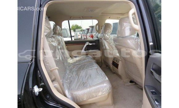 Buy Import Toyota Land Cruiser Black Car in Import - Dubai in Enga Buy Import Toyota Land Cruiser Black Car in Import - Dubai in Enga