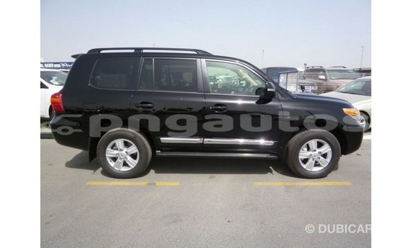 Buy Import Toyota Land Cruiser Black Car in Import - Dubai in Enga Buy Import Toyota Land Cruiser Black Car in Import - Dubai in Enga