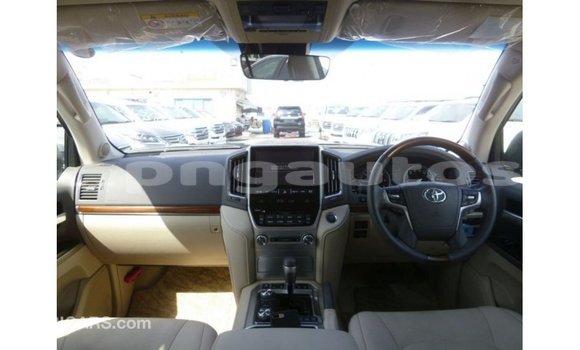 Buy Import Toyota Land Cruiser Black Car in Import - Dubai in Enga Buy Import Toyota Land Cruiser Black Car in Import - Dubai in Enga