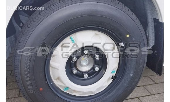 Buy Import Toyota Hiace White Car in Import - Dubai in Enga Buy Import Toyota Hiace White Car in Import - Dubai in Enga