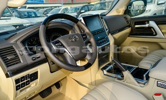 Buy Import Toyota Land Cruiser Black Car in Import - Dubai in Enga Buy Import Toyota Land Cruiser Black Car in Import - Dubai in Enga
