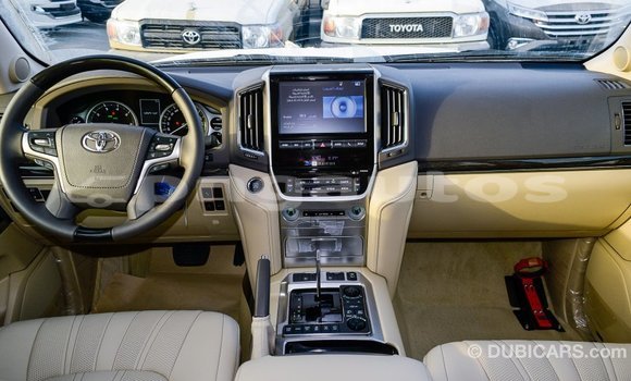 Buy Import Toyota Land Cruiser Black Car in Import - Dubai in Enga Buy Import Toyota Land Cruiser Black Car in Import - Dubai in Enga