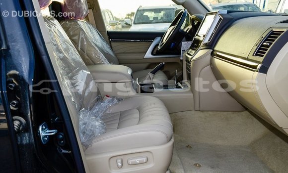 Buy Import Toyota Land Cruiser Black Car in Import - Dubai in Enga Buy Import Toyota Land Cruiser Black Car in Import - Dubai in Enga
