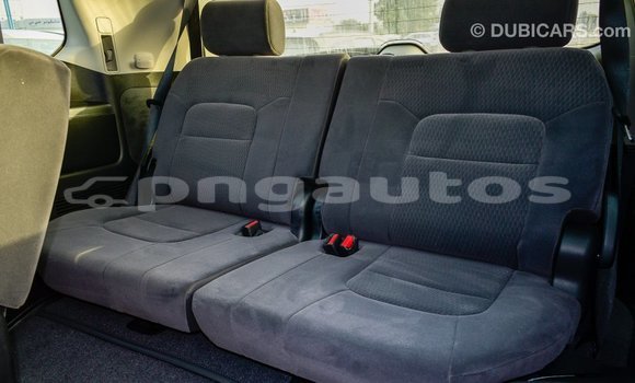 Buy Import Toyota Land Cruiser White Car in Import - Dubai in Enga Buy Import Toyota Land Cruiser White Car in Import - Dubai in Enga