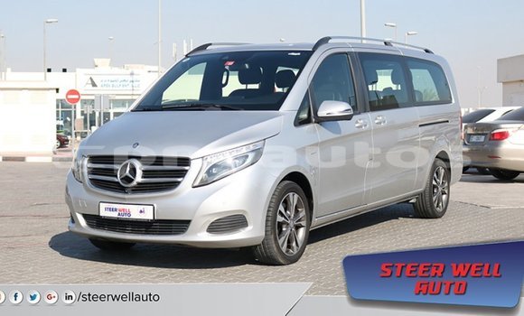 Buy Import Mercedes-Benz 250 Other Car in Import - Dubai in Enga Buy Import Mercedes-Benz 250 Other Car in Import - Dubai in Enga