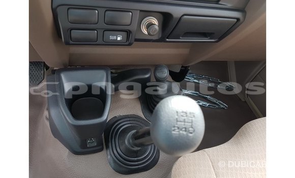 Buy Import Toyota Land Cruiser Beige Car in Import - Dubai in Enga Buy Import Toyota Land Cruiser Beige Car in Import - Dubai in Enga