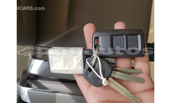 Buy Import Toyota Land Cruiser Beige Car in Import - Dubai in Enga Buy Import Toyota Land Cruiser Beige Car in Import - Dubai in Enga