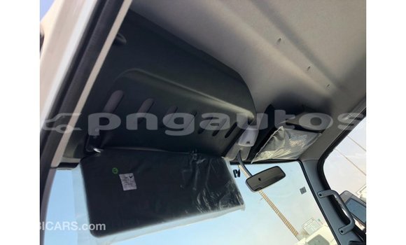 Buy Import Mitsubishi L400 White Truck in Import - Dubai in Enga Buy Import Mitsubishi L400 White Truck in Import - Dubai in Enga