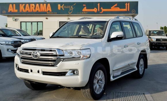 Buy Import Toyota Land Cruiser Black Car in Import - Dubai in Enga Buy Import Toyota Land Cruiser Black Car in Import - Dubai in Enga