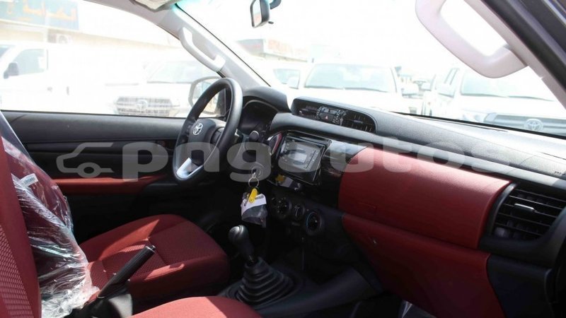 Big with watermark toyota hilux enga import dubai 5397