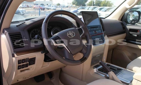 Buy Import Toyota Land Cruiser Black Car in Import - Dubai in Enga Buy Import Toyota Land Cruiser Black Car in Import - Dubai in Enga