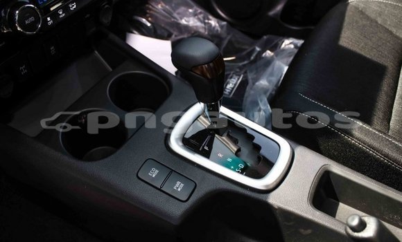 Buy Import Toyota Hilux White Car in Import - Dubai in Enga Buy Import Toyota Hilux White Car in Import - Dubai in Enga