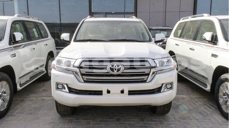 Big with watermark toyota land cruiser enga import dubai 5401