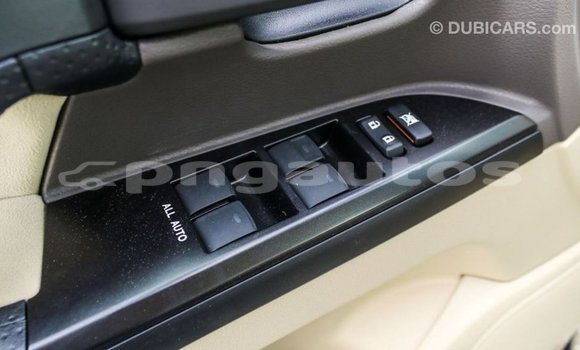 Buy Import Toyota Land Cruiser White Car in Import - Dubai in Enga Buy Import Toyota Land Cruiser White Car in Import - Dubai in Enga