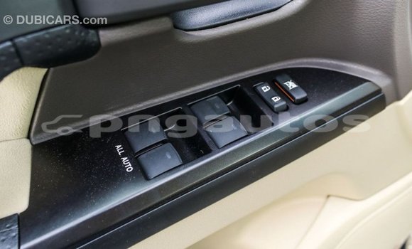 Buy Import Toyota Land Cruiser White Car in Import - Dubai in Enga Buy Import Toyota Land Cruiser White Car in Import - Dubai in Enga