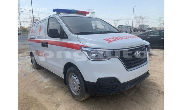 Buy Import Hyundai Accent White Car in Import - Dubai in Enga Buy Import Hyundai Accent White Car in Import - Dubai in Enga