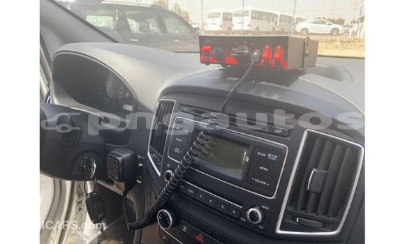 Buy Import Hyundai Accent White Car in Import - Dubai in Enga Buy Import Hyundai Accent White Car in Import - Dubai in Enga