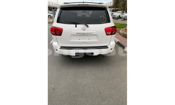 Buy Import Toyota Sequoia White Car in Import - Dubai in Enga Buy Import Toyota Sequoia White Car in Import - Dubai in Enga