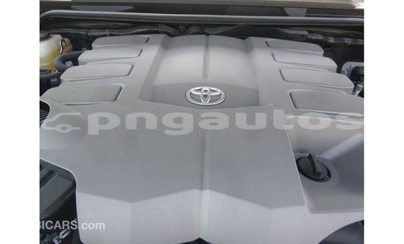 Buy Import Toyota Land Cruiser Black Car in Import - Dubai in Enga Buy Import Toyota Land Cruiser Black Car in Import - Dubai in Enga