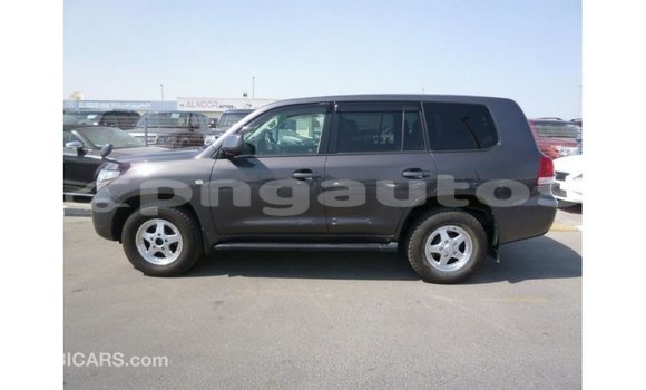 Buy Import Toyota Land Cruiser Other Car in Import - Dubai in Enga Buy Import Toyota Land Cruiser Other Car in Import - Dubai in Enga